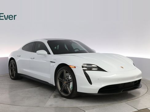 Used 2022 Porsche Taycan 4S image 4