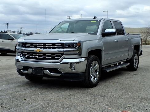 Used 2018 Chevrolet Silverado 1500 LTZ w/ Sport Package image 2