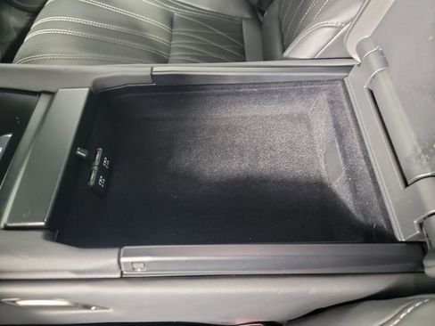 Used 2019 Lexus LS 500h AWD image 27