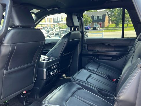 Used 2021 Ford Expedition Max Limited image 15
