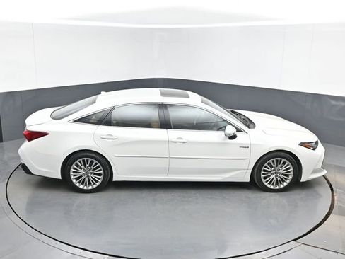 Used 2020 Toyota Avalon Limited w/ Advanced Safety Package image 40