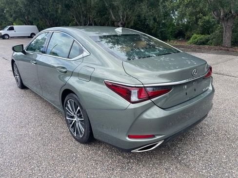Used 2024 Lexus ES 350 w/ Premium Package FWD image 4