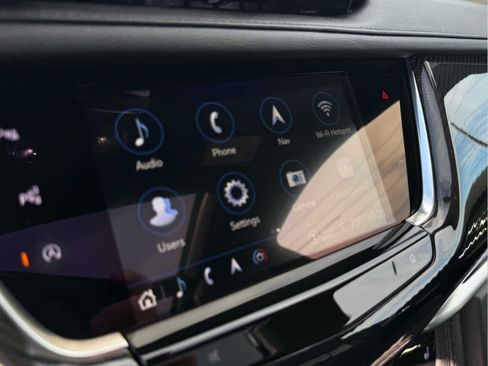 Used 2024 Cadillac XT6 Sport w/ Technology Package image 12