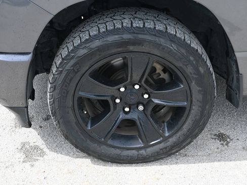 Used 2022 RAM 1500 Lone Star RWD image 7