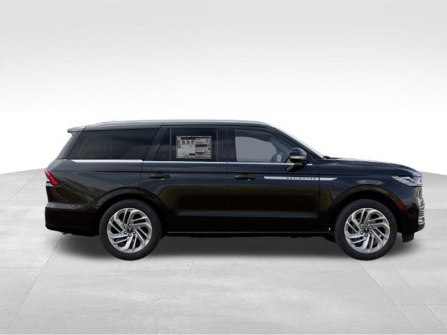New 2027 Lincoln Navigator Reserve AWD/4WD image 6
