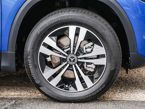 Certified 2025 Mercedes-Benz GLA 250 GLA 250 image 9