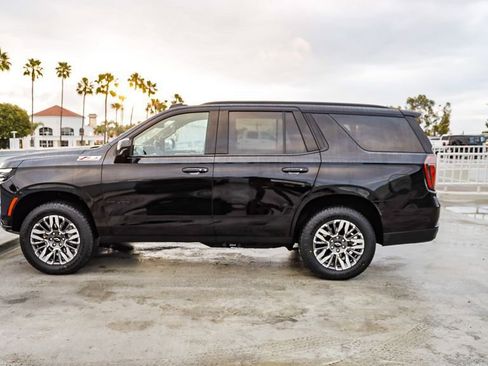 Used 2025 Chevrolet Tahoe Z71 AWD/4WD image 14