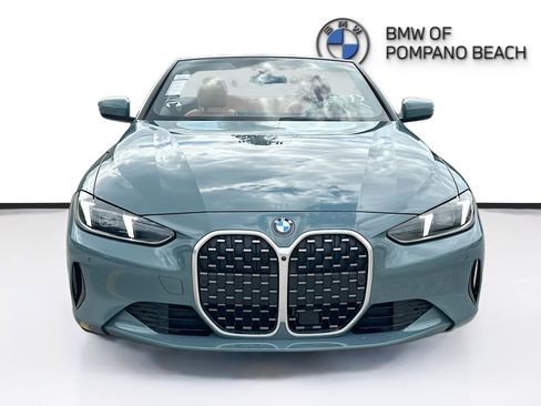 Used 2025 BMW 430i Convertible image 2