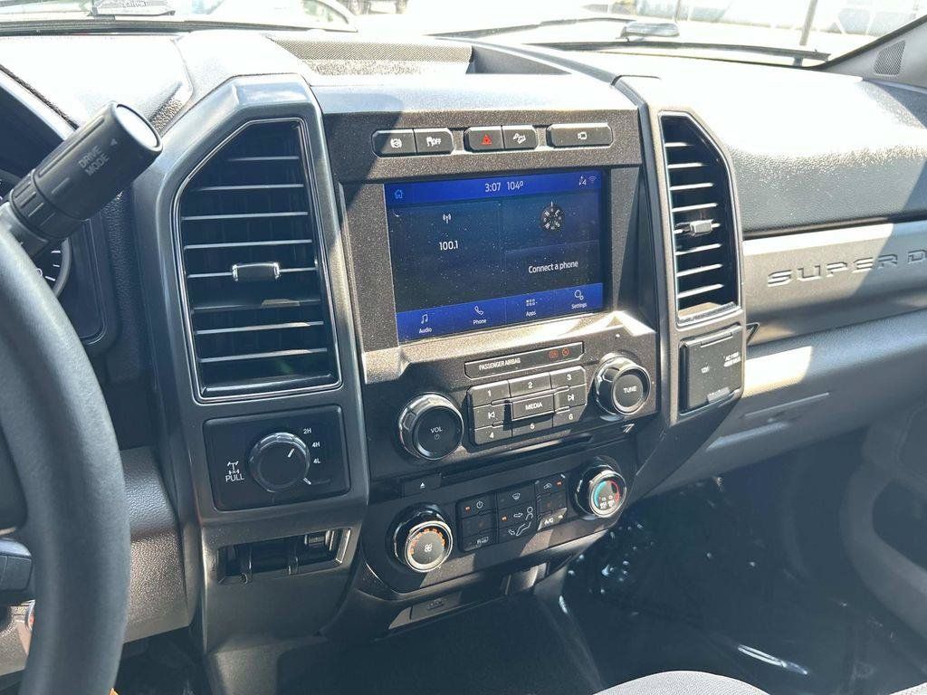 Used 2022 Ford F250 XLT w/ FX4 Off-Road Package AWD/4WD image 32