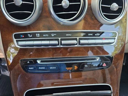 Used 2016 Mercedes-Benz GLC 300 4MATIC image 23