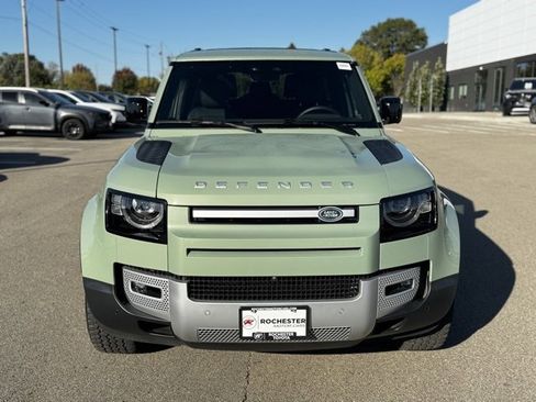 Used 2023 Land Rover Defender 110 75th Limited Edition image 31