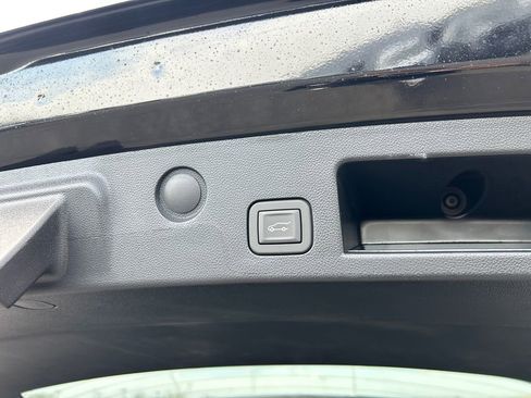 New 2026 GMC Terrain Elevation w/ Elevation Premium Package AWD/4WD image 37