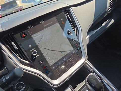 Used 2025 Subaru Outback Premium image 29