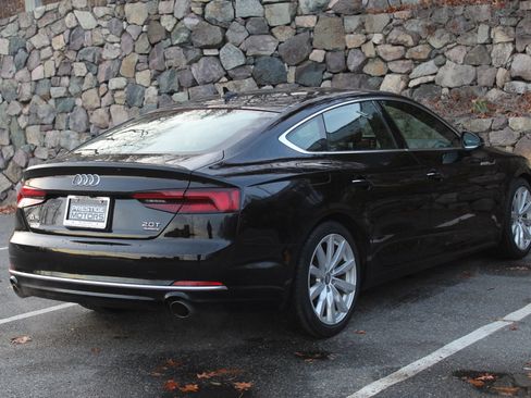Used 2018 Audi A5 2.0T Premium image 9