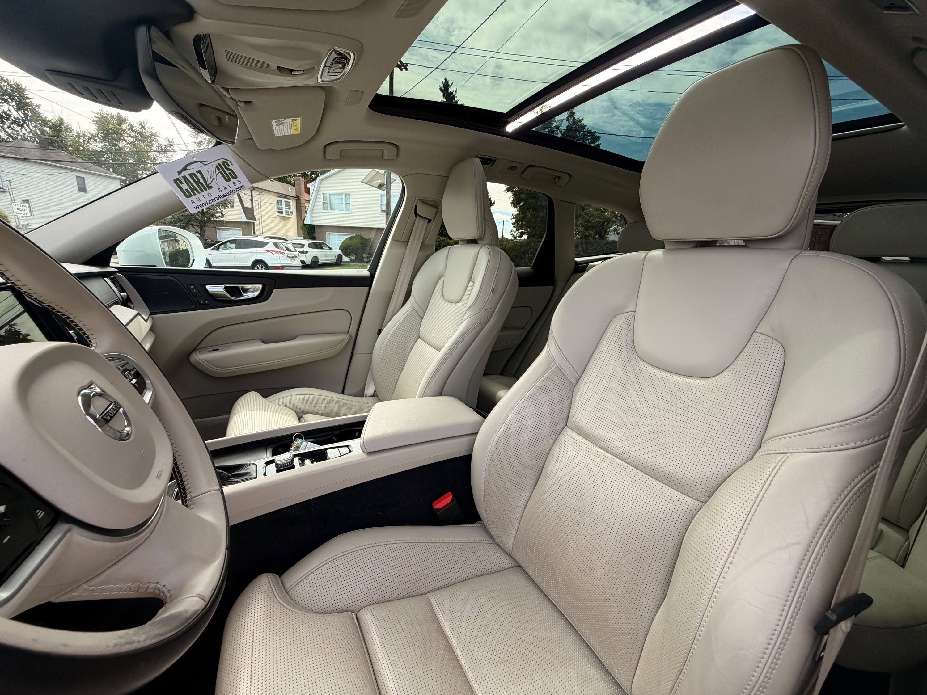 Used 2021 Volvo XC60 T6 Inscription w/ Advanced Package AWD/4WD image 14