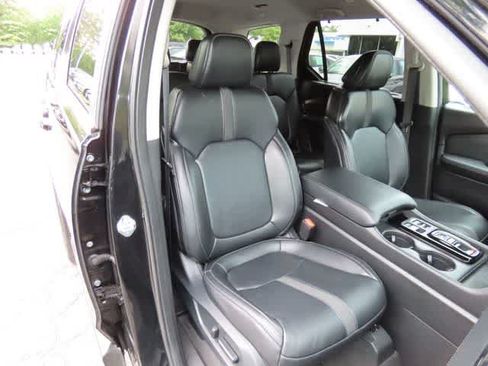 Used 2023 Honda Pilot EX-L image 18