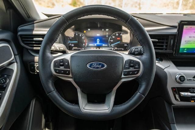 Used 2023 Ford Explorer XLT RWD image 22