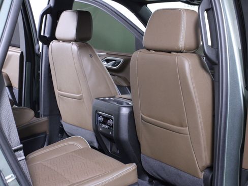 Used 2023 Chevrolet Tahoe High Country w/ Premium Package 2 image 15