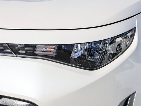 Used 2023 Kia Soul LX FWD image 19