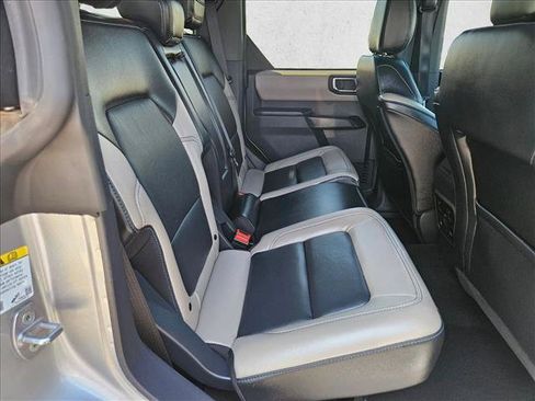 Used 2024 Ford Bronco Wildtrak AWD/4WD image 19