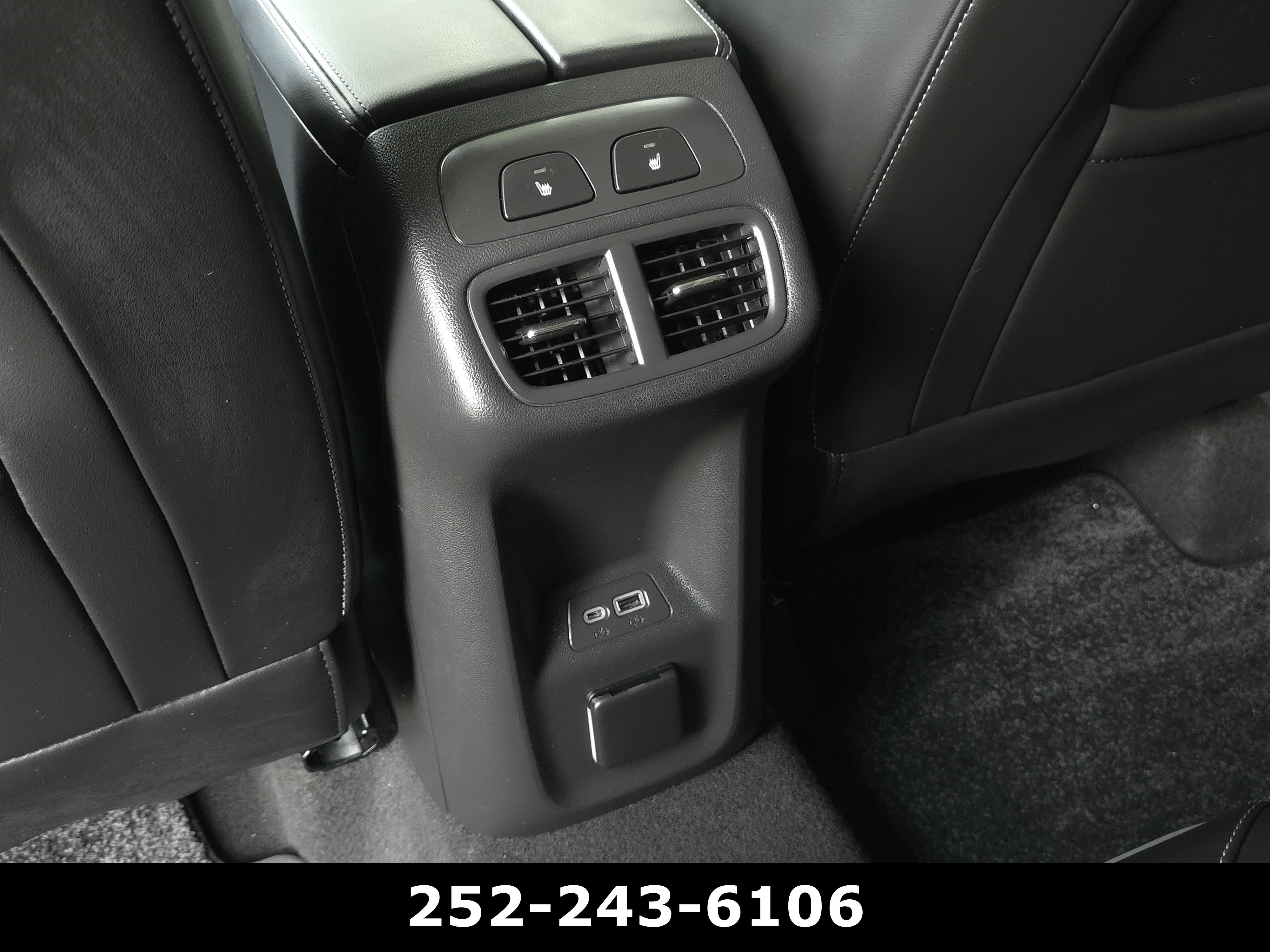 Used 2023 Buick Envision Avenir FWD image 30