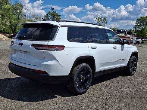 New 2026 Jeep Grand Cherokee L Limited AWD/4WD image 8