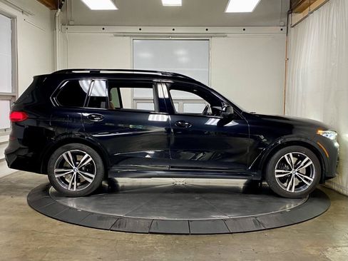 Used 2022 BMW X7 M50i AWD/4WD image 10