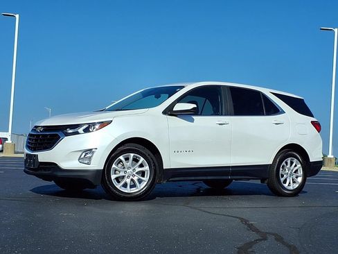 Used 2021 Chevrolet Equinox LT FWD image 2