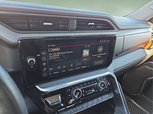 Used 2022 GMC Sierra 1500 Denali w/ Denali Reserve Package image 16