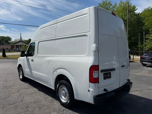 Used 2016 Nissan NV 2500 S w/ Power Package RWD image 9