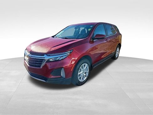 Used 2023 Chevrolet Equinox LT w/ LPO, Floor Liner Package FWD image 7