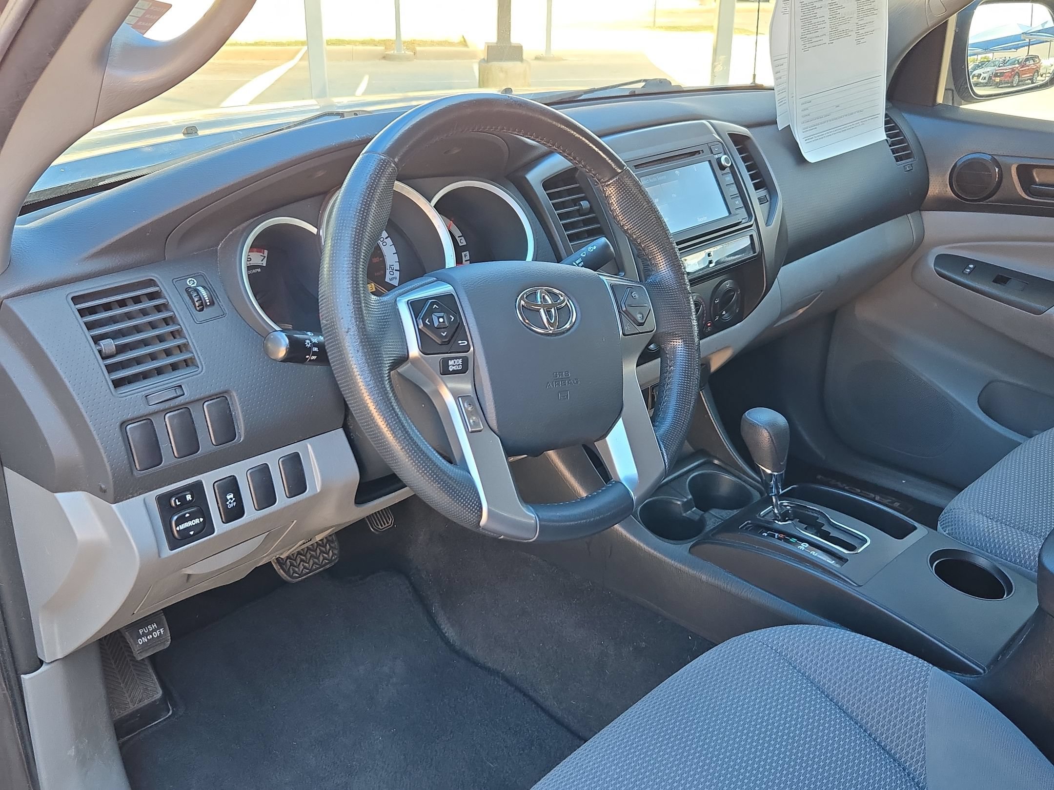 Used 2014 Toyota Tacoma PreRunner w/ Convenience Package RWD image 12