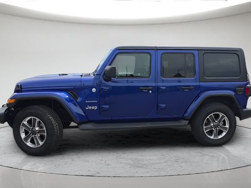 Used 2020 Jeep Wrangler Unlimited Sahara AWD/4WD image 8