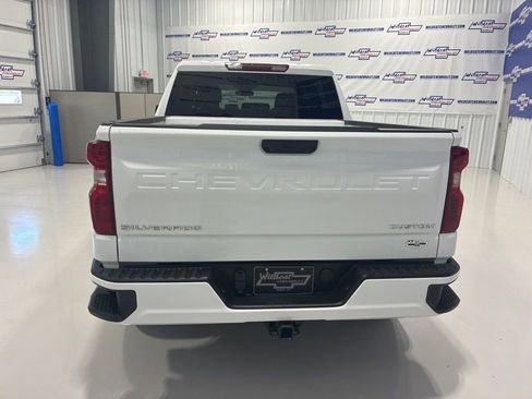 Used 2024 Chevrolet Silverado 1500 Custom RWD image 8