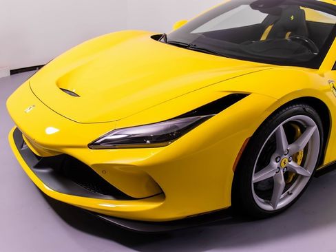Certified 2022 Ferrari F8 Tributo image 30