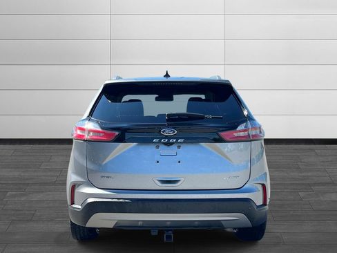 Used 2021 Ford Edge SEL w/ Convenience Package AWD/4WD image 4