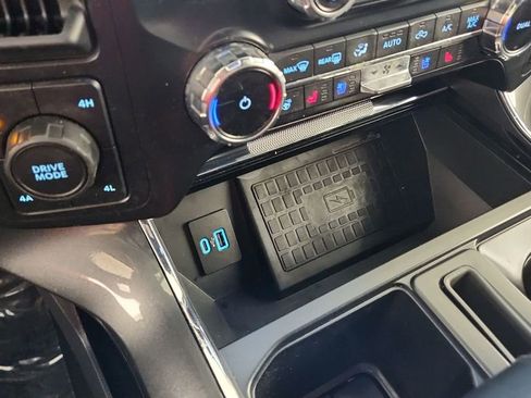 Used 2022 Ford F150 Lariat w/ Equipment Group 502A High image 17