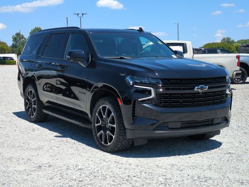 Used 2023 Chevrolet Tahoe RST w/ Luxury Package AWD/4WD image 2