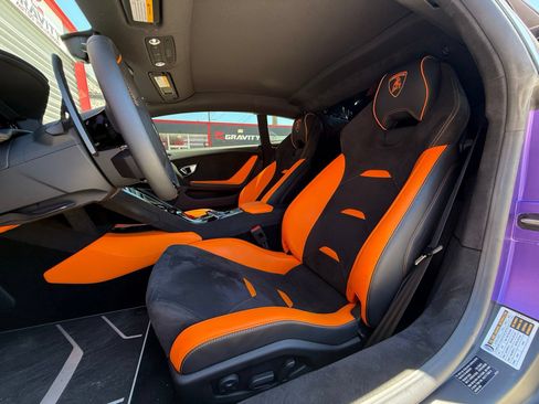 Used 2024 Lamborghini Huracan Sterrato AWD/4WD image 39