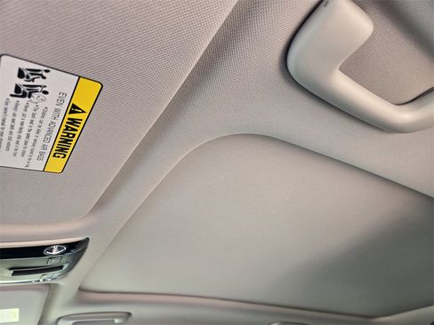 New 2026 Kia Sorento S w/ S Panoramic Sunroof Package image 18