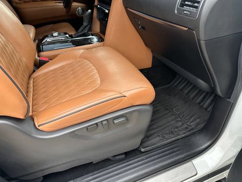 Used 2023 INFINITI QX80 Sensory w/ Cargo Package AWD/4WD image 39