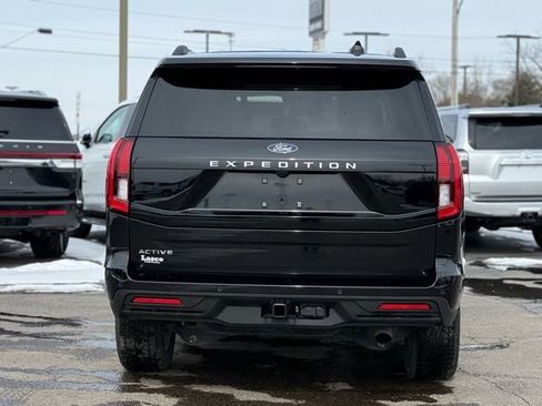 Used 2025 Ford Expedition Active image 48