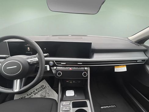 New 2026 Hyundai Sonata SEL FWD image 12
