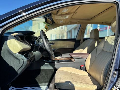 Used 2014 Toyota Avalon XLE Touring image 11