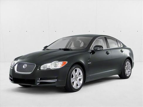 Used 2012 Jaguar XF RWD image 1