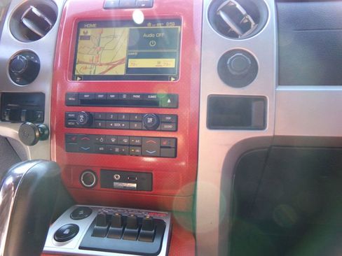 Used 2010 Ford F150 Raptor image 10