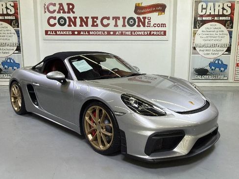 Used 2022 Porsche 718 Boxster Spyder RWD image 1