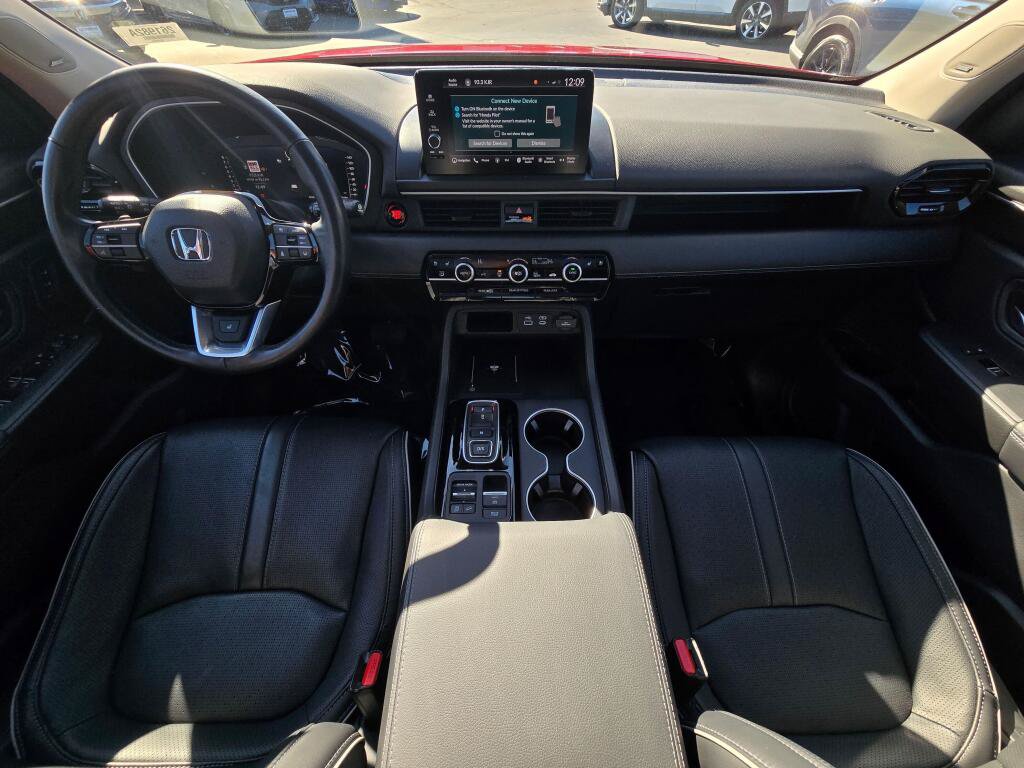 Certified 2023 Honda Pilot Elite image 2