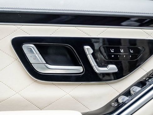Used 2023 Mercedes-Benz S 580 4MATIC Sedan image 35