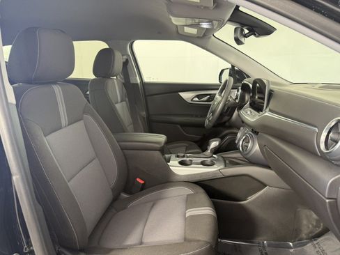 Used 2024 Chevrolet Blazer LT w/ Convenience Package FWD image 10